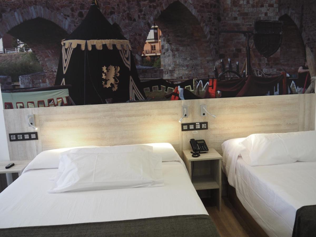 Hostal Don Suero De Quinones Hospital de Órbigo 외부 사진